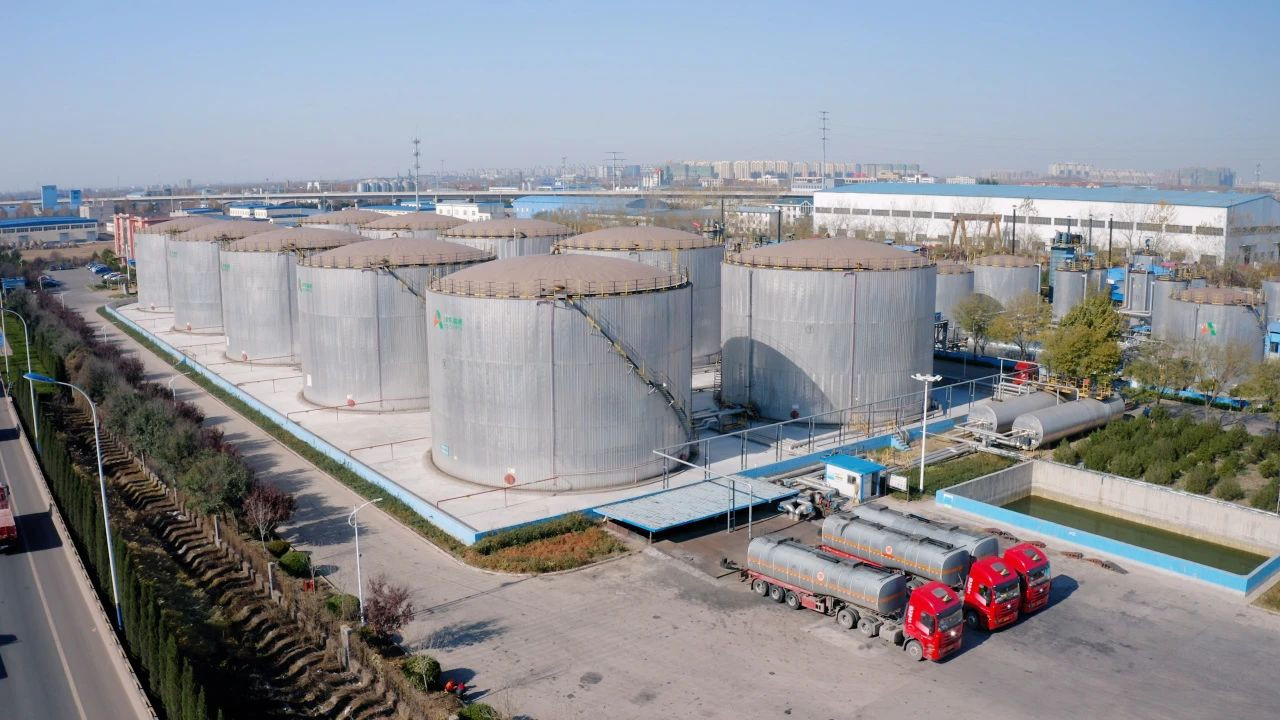 沥青必胜娱乐·(中国)官方网站所属华瑞必胜娱乐·(中国)官方网站再次登榜淄博市双百强企业